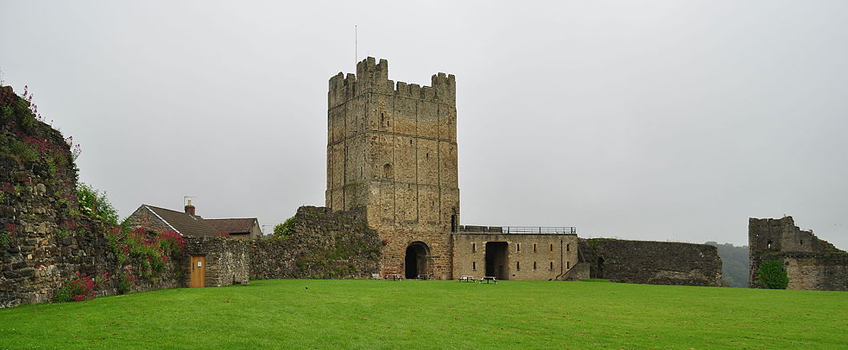 Richmond-Castle
